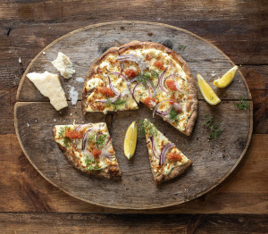 R Pizzabunn med créme fraîche og rogn